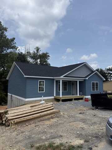 325 IVANHOE AVE, WAYNESBORO, VA 22980