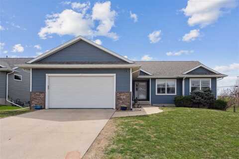 207 Cherry Park Dr NW, CedarRapids, IA 52405