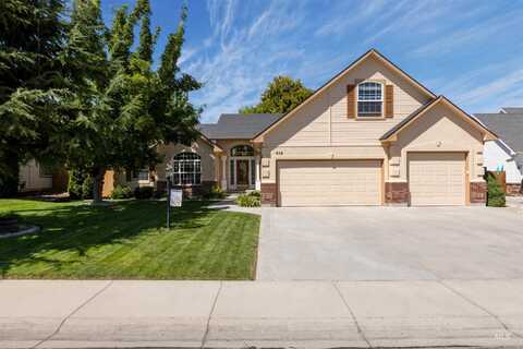318 S Middle Creek Dr, Nampa, ID 83686