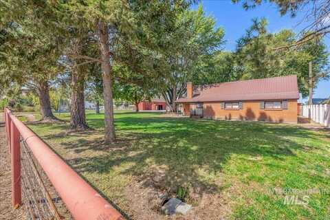 2525 S Johns Avenue, Emmett, ID 83617
