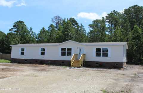 225 Mewborn Drive, Beulaville, NC 28518