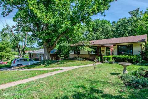 1309 ISOM DRIVE, Jefferson City, MO 65101