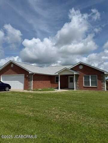 335 BROOKSTONE DRIVE, Holts Summit, MO 65043
