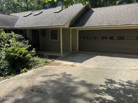137 Kawatuska Way, Loudon, TN 37774
