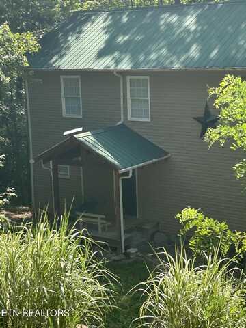 1031 Big Creek Rd, La Follette, TN 37766