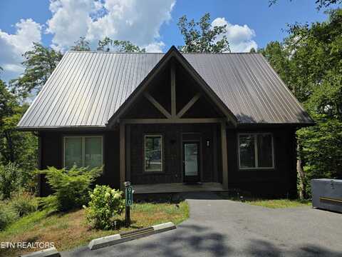 910 Saddle Creek Way, Sevierville, TN 37862
