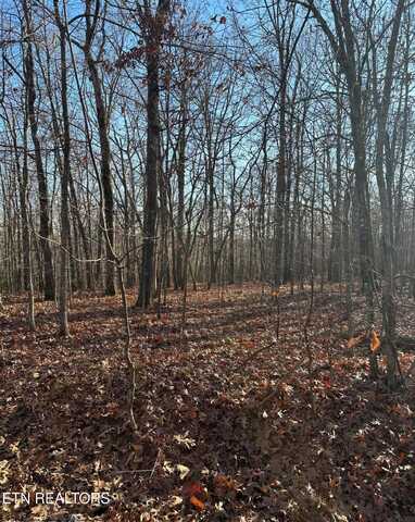 144 Hamlet Drive, Crossville, TN 38558