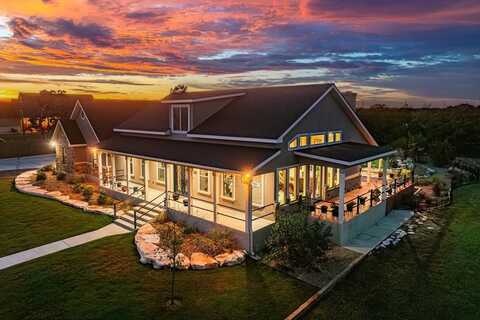 200 Shamrock Lane, Kerrville, TX 78028