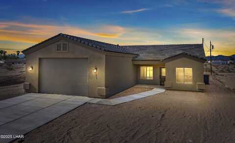 4792 Powell Lake Rd, Topock, AZ 86436