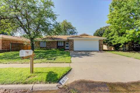 4813 73rd Street, Lubbock, TX 79424