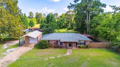 1533 County Road 348, Broaddus, TX 75929