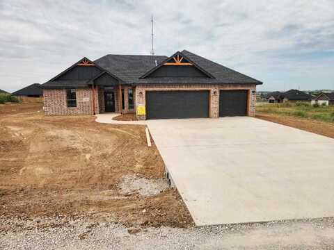 5866 NE Minnow Ln, Elgin, OK 73538