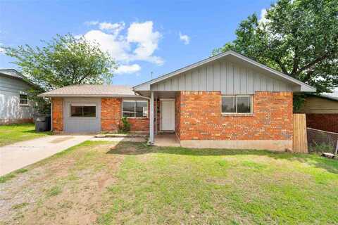 429 NW 53rd St, Lawton, OK 73505