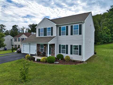 40 LITTLE JOHN Circle NE, Christiansburg, VA 24073