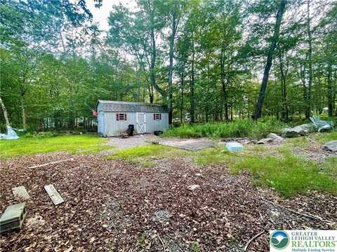 16 War Dance Path, Wayne, PA 18424