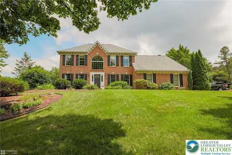 4484 Woodlawn Drive, Macungie, PA 18049