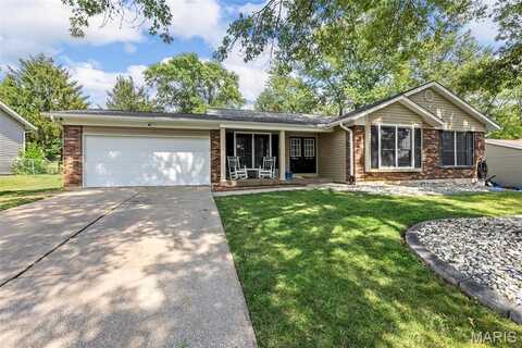 10 Weatherby Drive, Saint Peters, MO 63376
