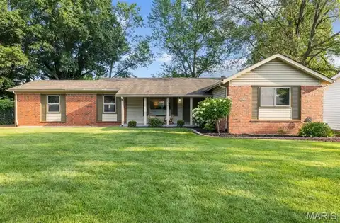 2550 Cheshire Drive, Florissant, MO 63033
