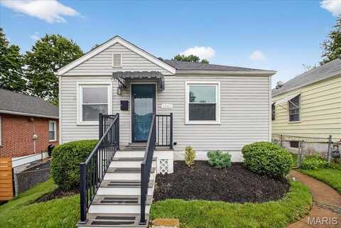 1361 Louisville Avenue, Saint Louis, MO 63139