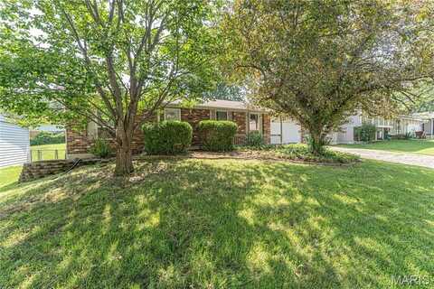 50 Brookshire Drive, Saint Peters, MO 63376