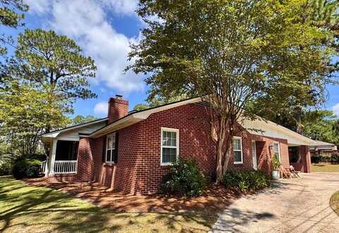 29 17th Ave SE, Moultrie, GA 31768