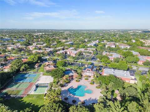 3110 Holiday Springs Blvd, Margate, FL 33063