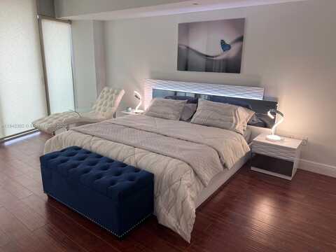 495 Brickell Ave, Miami, FL 33131