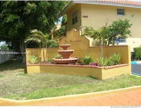 15675 SW 74th Circle Dr, Miami, FL 33193