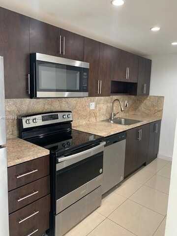undefined, Doral, FL 33166