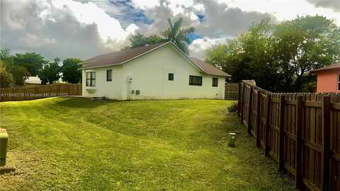 13549 SW 285th Ter, Homestead, FL 33033