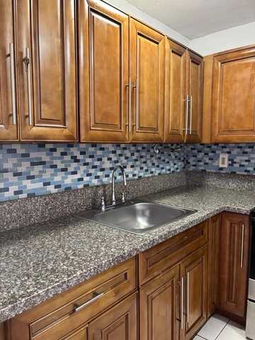 482 NW 165th St Rd, Miami, FL 33169