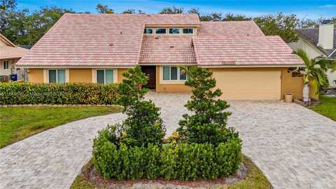 663 NW 107th Ln, Coral Springs, FL 33071