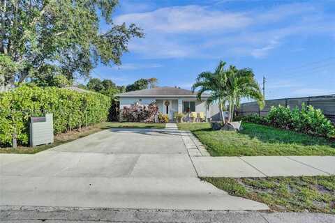 320 NE 33rd St, Oakland Park, FL 33334