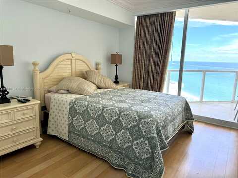 16699 Collins Ave, Sunny Isles Beach, FL 33160