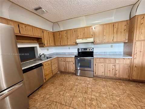 1399 Sussex Dr, North Lauderdale, FL 33068