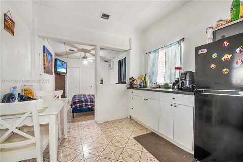 4521 SW 5th Ter, Miami, FL 33134