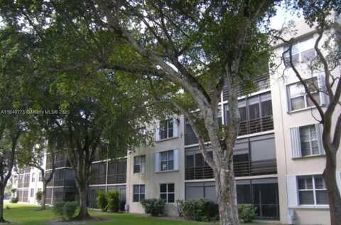 112 Royal Park Dr, Oakland Park, FL 33309