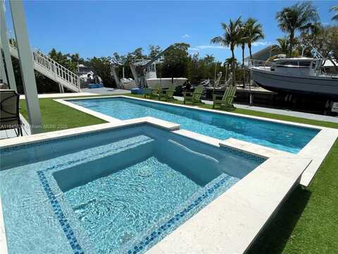 1027 Adams Dr, Key Largo, FL 33037
