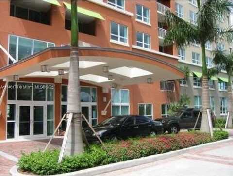 2000 N Bayshore Dr, Miami, FL 33137