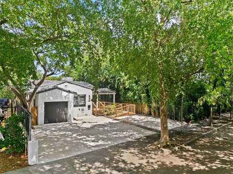 5981 NE 6th Ave, Miami, FL 33137