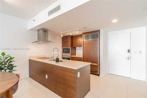 485 Brickell Ave, Miami, FL 33131
