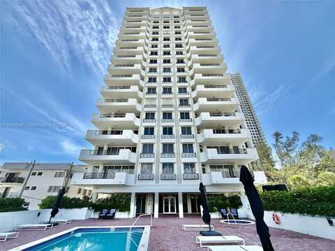 6422 Collins Ave, Miami Beach, FL 33141