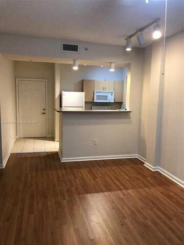 533 NE 3rd Ave, Fort Lauderdale, FL 33301