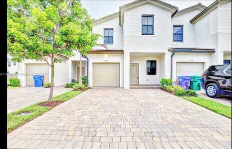 13108 SW 232nd Ln, Homestead, FL 33170