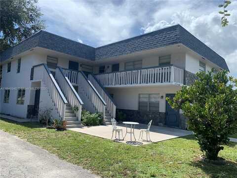 218 SE 10th Street, Hallandale Beach, FL 33009
