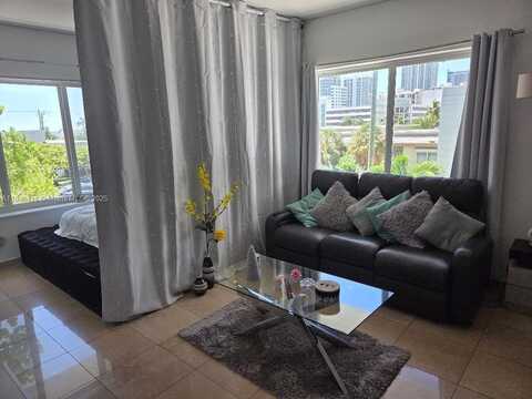 6767 Indian Creek Dr, Miami Beach, FL 33141