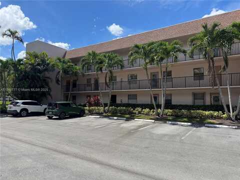 10405 Sunrise Lakes Blvd, Sunrise, FL 33322