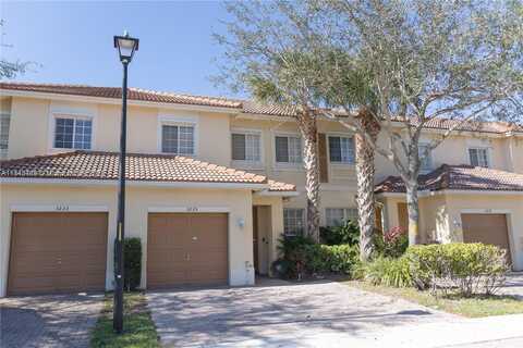 3235 NW 31st Ter, Oakland Park, FL 33309