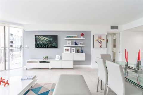 1901 Brickell Ave, Miami, FL 33129