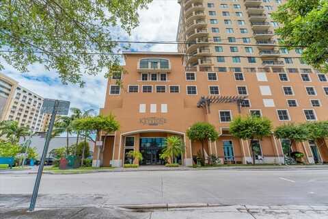 4242 NW 2 ST, Miami, FL 33126